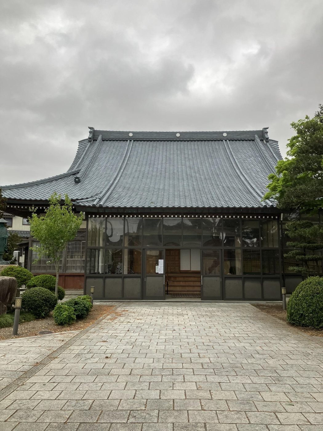 お寺ヨガの様子 2
